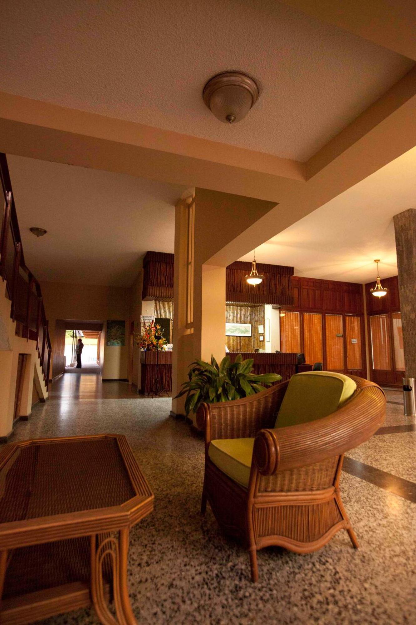 Hotel Anaconda Летисия Екстериор снимка