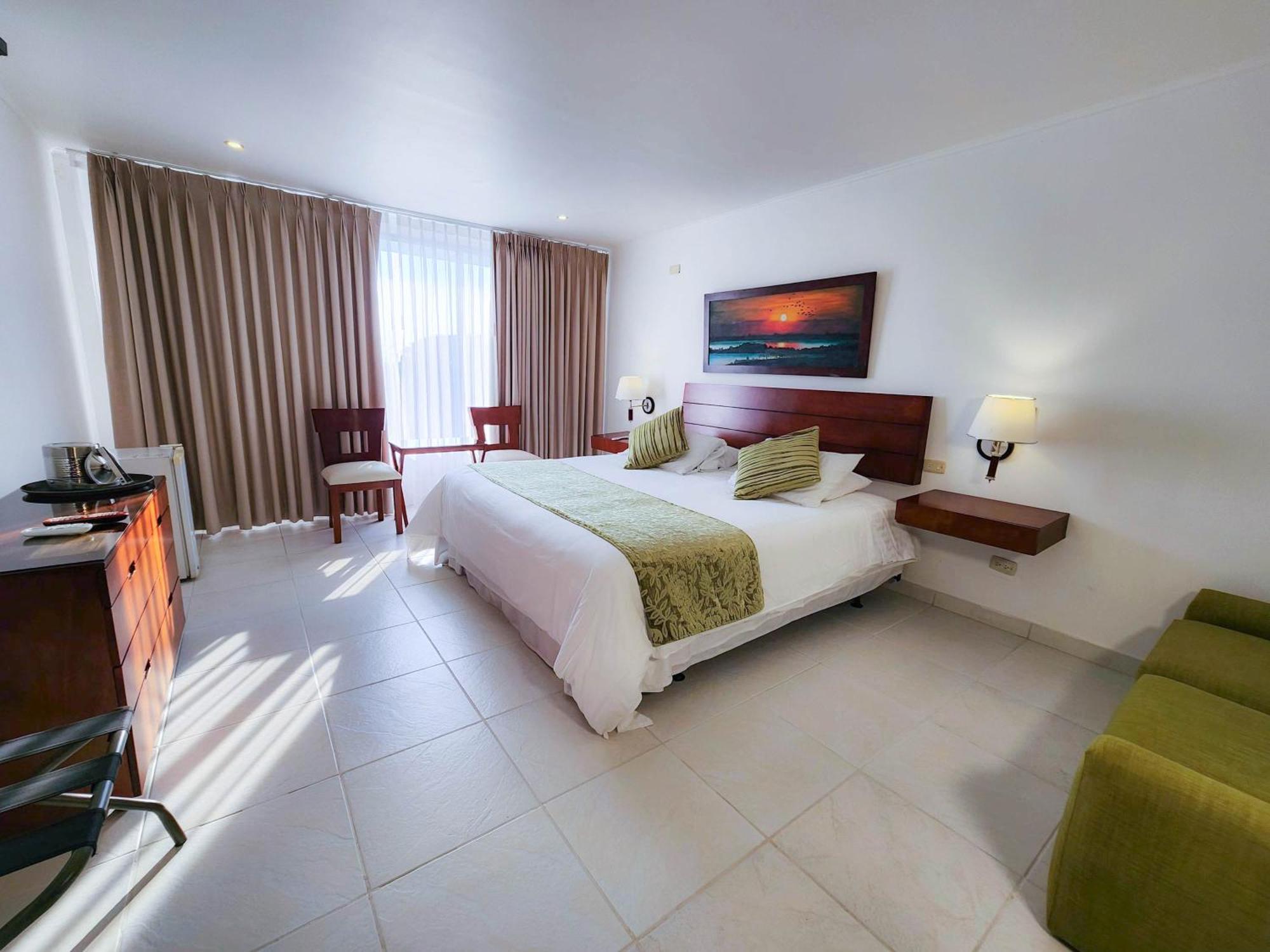 Hotel Anaconda Летисия Екстериор снимка
