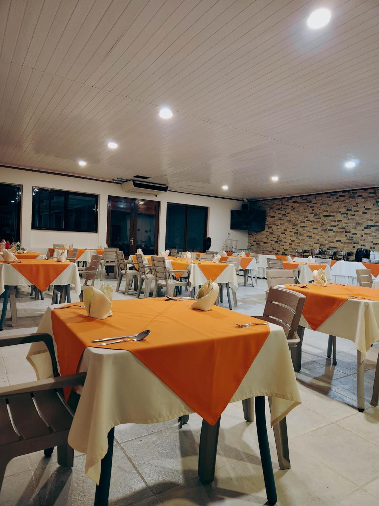 Hotel Anaconda Летисия Екстериор снимка