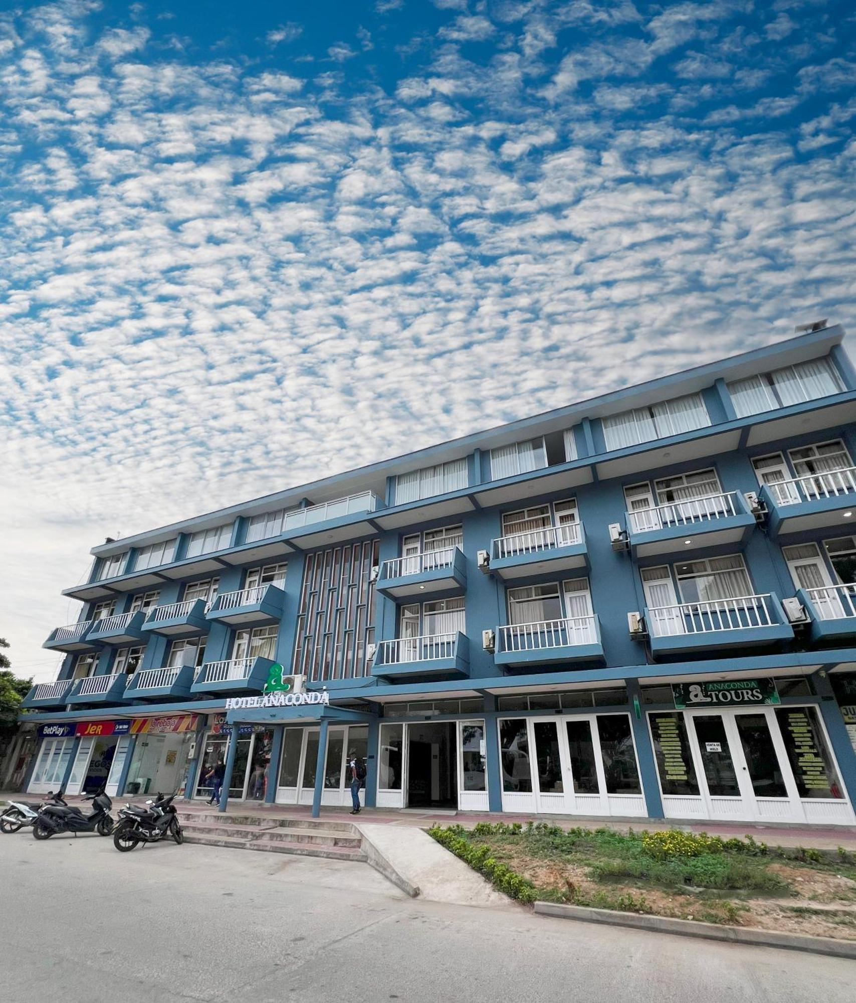 Hotel Anaconda Летисия Екстериор снимка